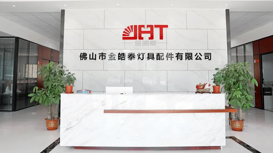 Jin Haotai reception desk